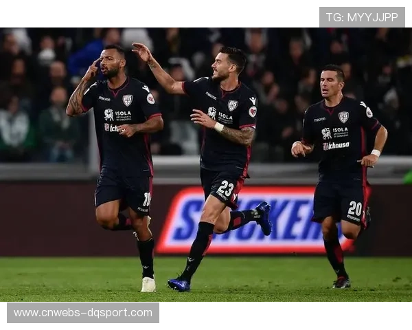 热那亚3-0完胜卡利亚里，主场表现稳健